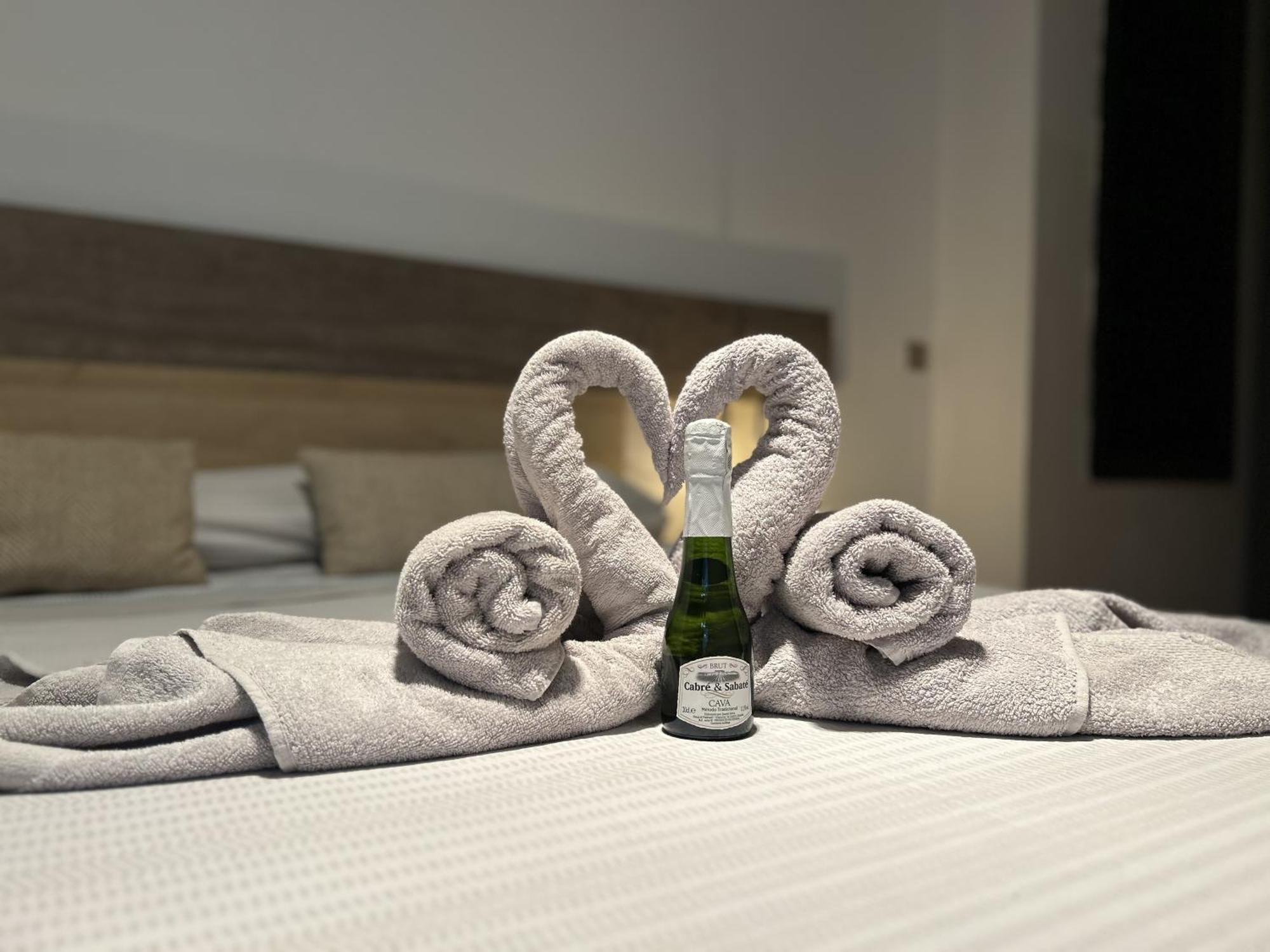 Lujo A Tu Alcance Con Spa Y Garaje Pleno Centro Ουέλβα Εξωτερικό φωτογραφία