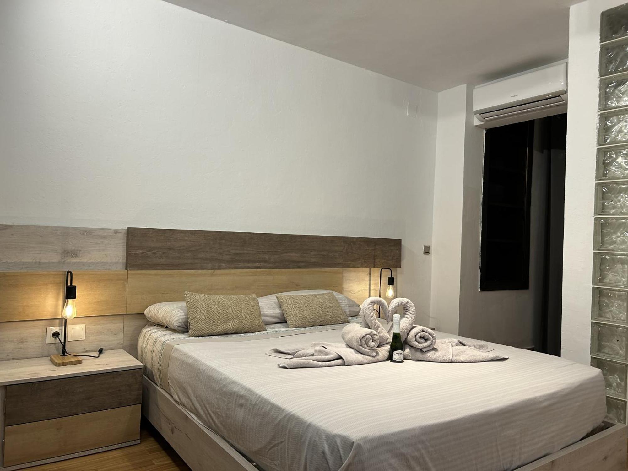 Lujo A Tu Alcance Con Spa Y Garaje Pleno Centro Ουέλβα Εξωτερικό φωτογραφία