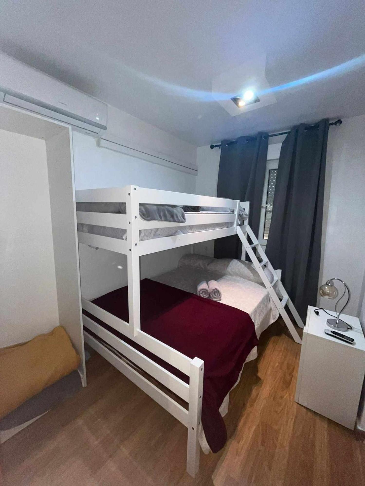 Lujo A Tu Alcance Con Spa Y Garaje Pleno Centro Ουέλβα Εξωτερικό φωτογραφία