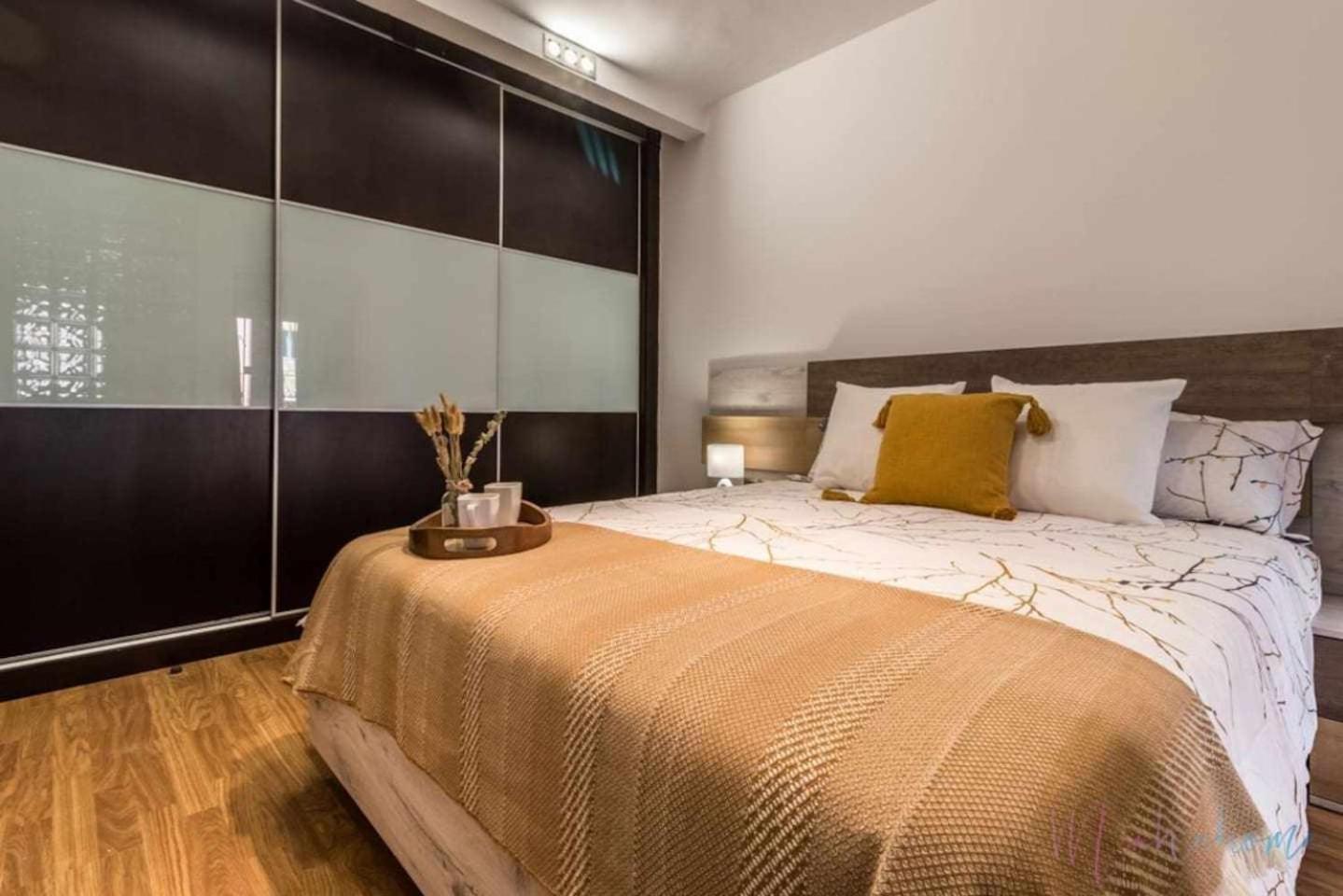 Lujo A Tu Alcance Con Spa Y Garaje Pleno Centro Ουέλβα Εξωτερικό φωτογραφία